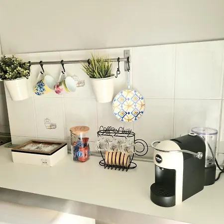 Modern Flat - Metro A 3 Min, Balcone Attrezzato & Self Check-in Rome