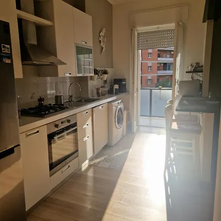 Apartment Modern Flat - Metro A 3 Min, Balcone Attrezzato & Self Check-in *